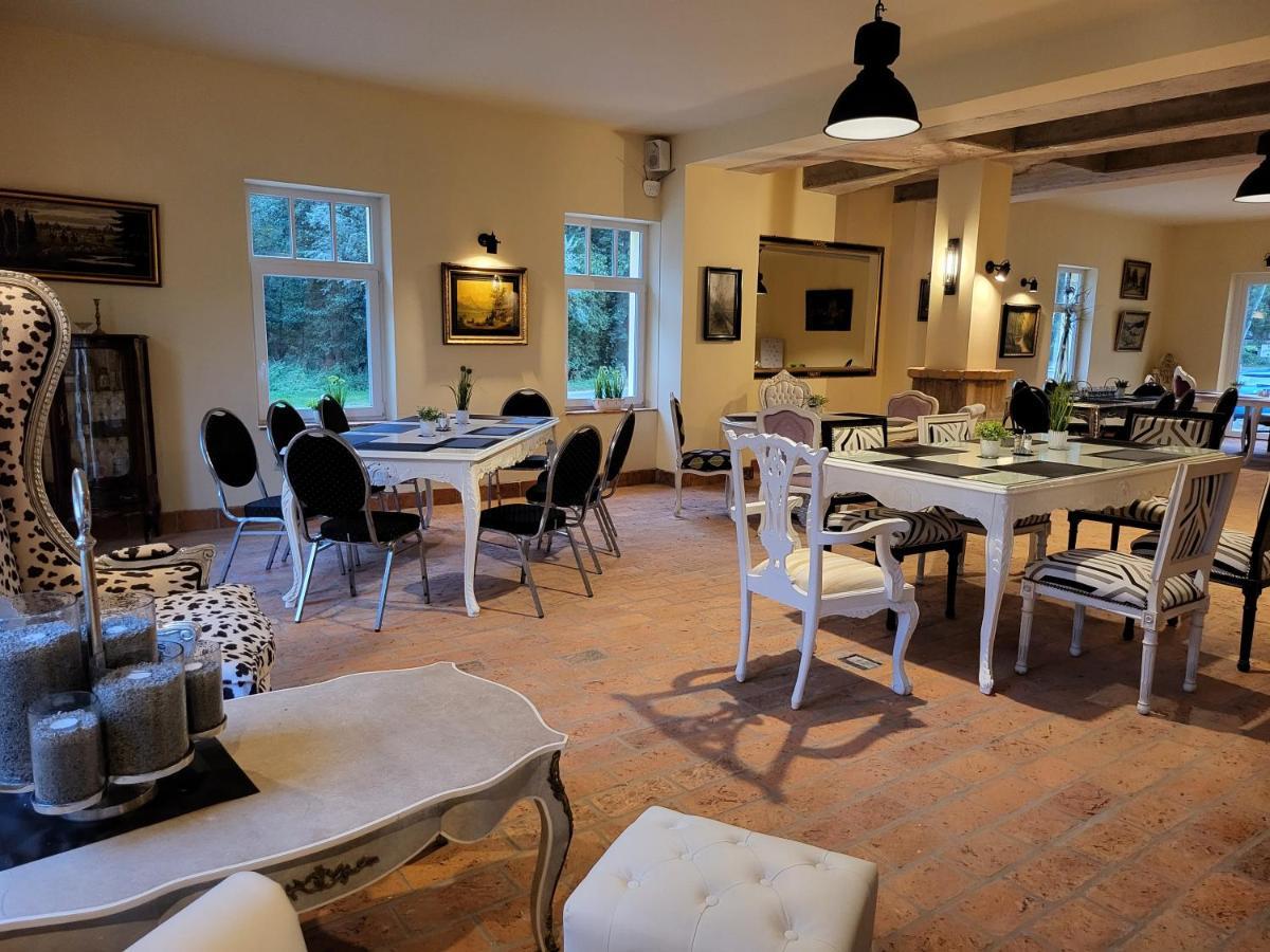Hotel & Ferienpark Fleether Muehle Mirow Extérieur photo