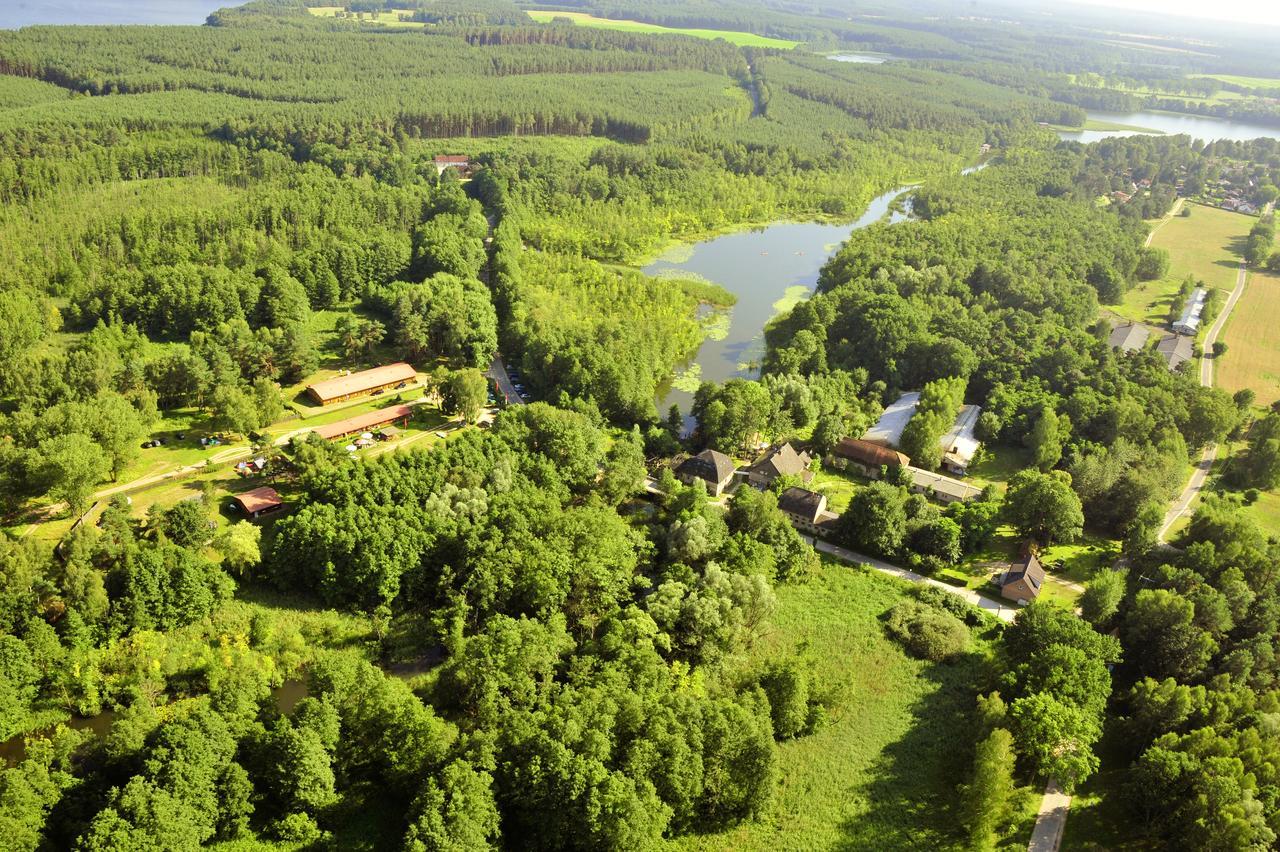 Hotel & Ferienpark Fleether Muehle Mirow Extérieur photo